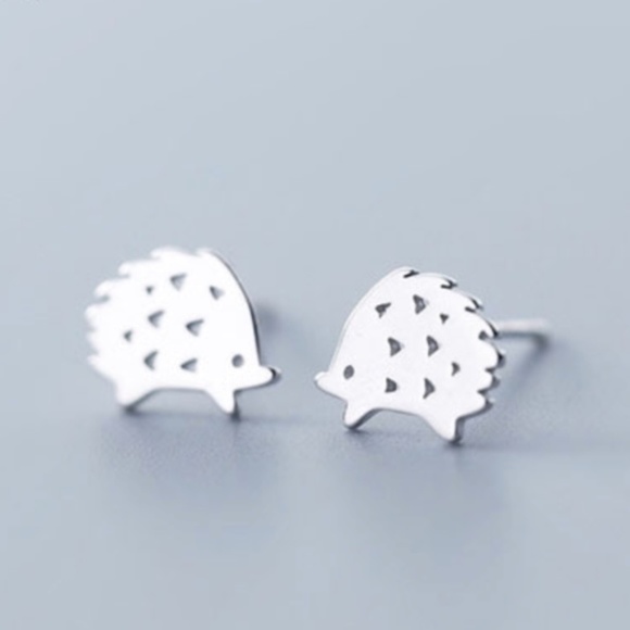 Orecchini A Perno In Argento Sterling 925 Con Ciondolo Riccio (Hedgehog) – Gioielli WithLoveSilver